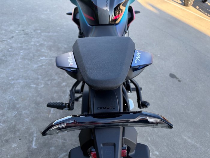 2026 CFMOTO 675 NK