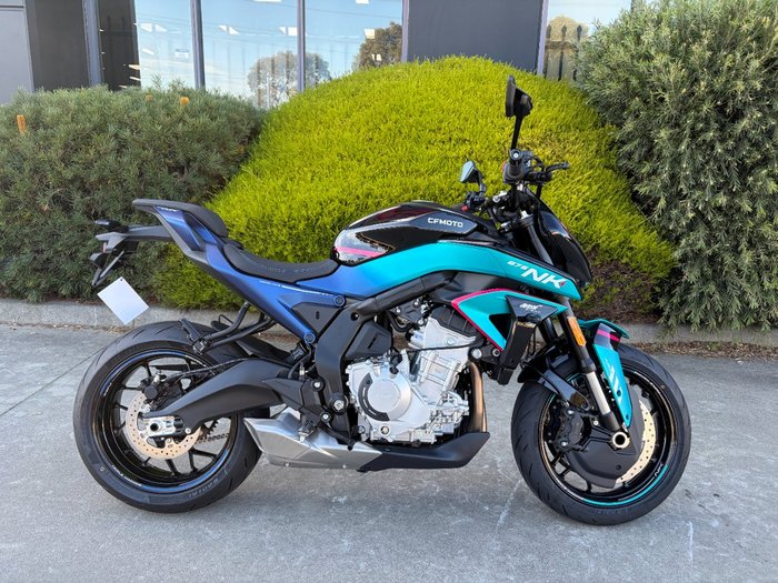 2026 CFMOTO 675 NK