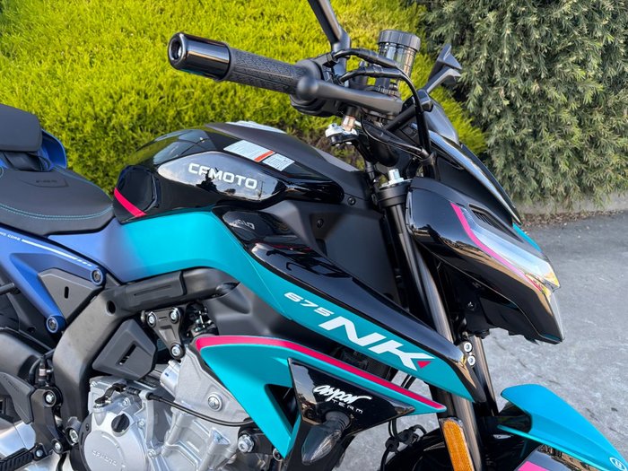 2026 CFMOTO 675 NK