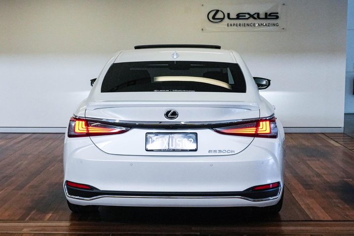 2025 Lexus ES 300h Sports Luxury