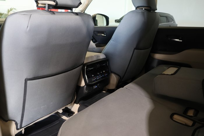 2024 Toyota Landcruiser VX