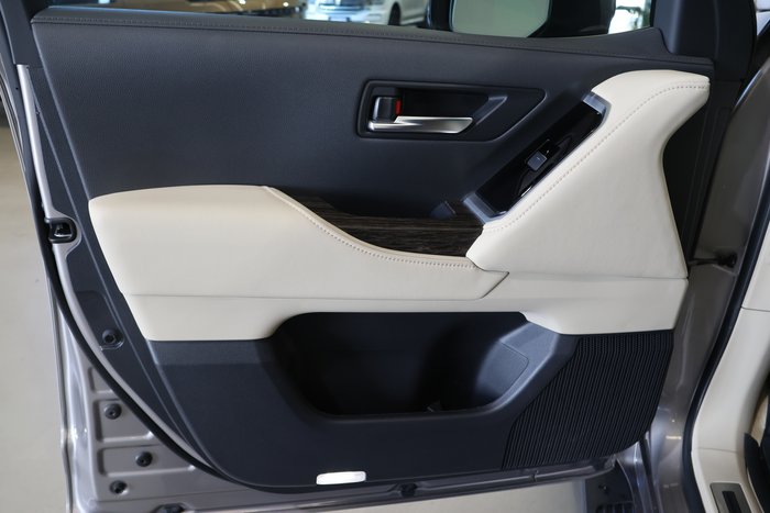 2024 Toyota Landcruiser VX
