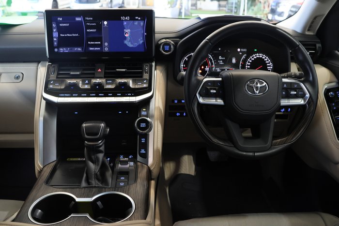 2024 Toyota Landcruiser VX