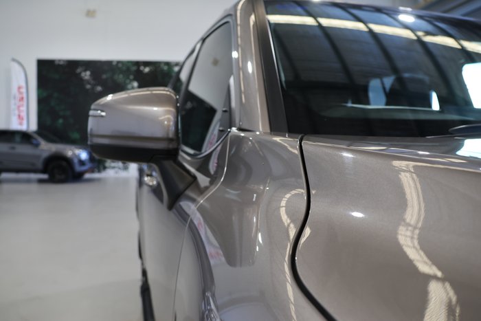 2024 Toyota Landcruiser VX