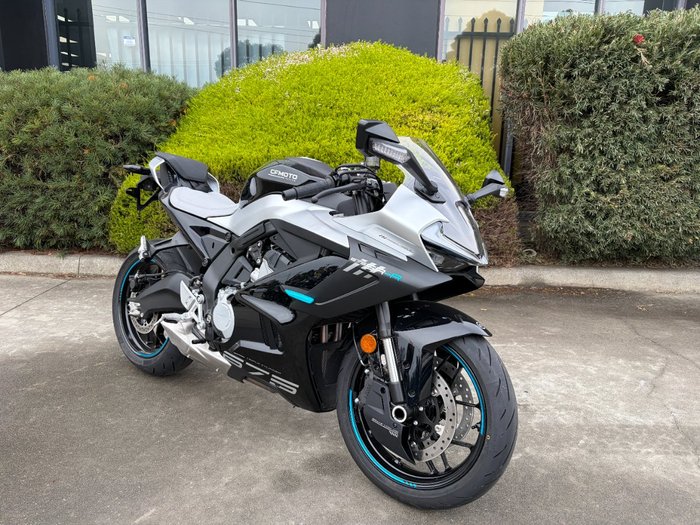 2025 CFMOTO 2025 CF Moto 650CC 675SR-R ABS