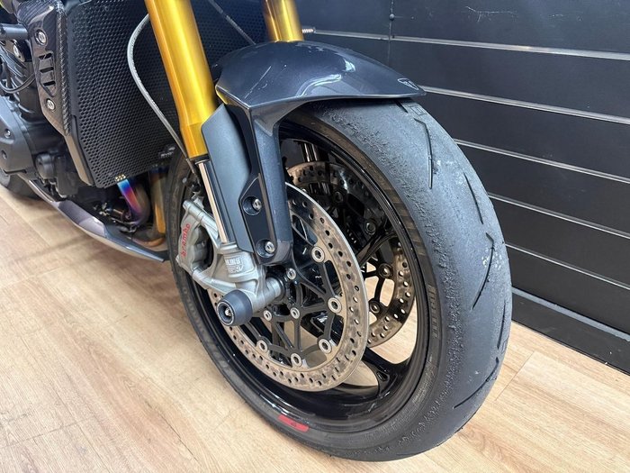 2026 TRIUMPH SPEED TRIPLE 1200 RS Silver