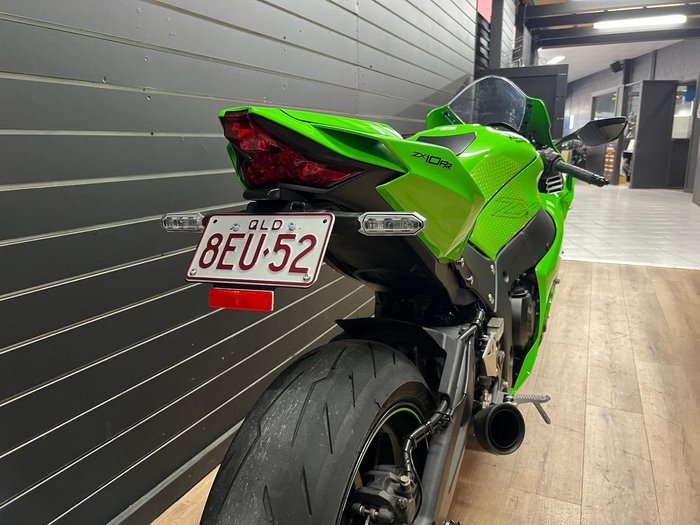 2021 Kawasaki NINJA ZX-10RR Green