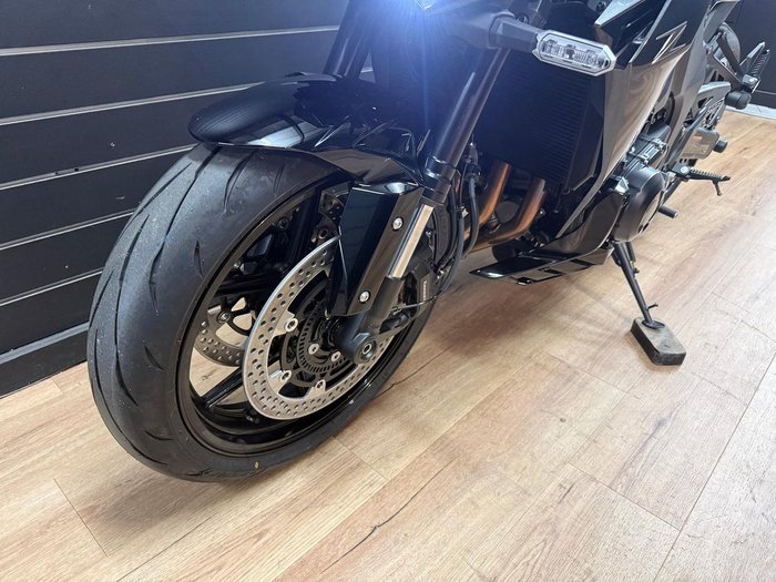2026 Kawasaki Z1100 Black
