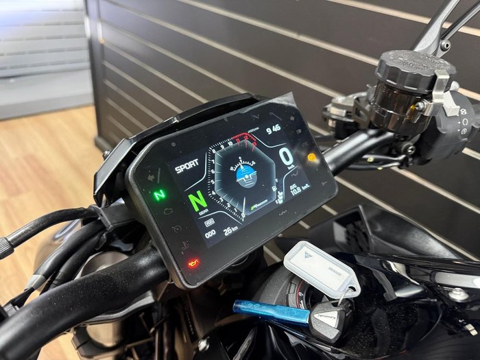2026 Kawasaki Z1100 Black
