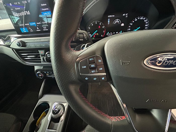 2019 Ford Focus ST-Line
