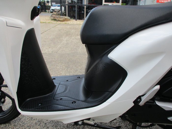 2022 Honda NSC110 DIO WHITE