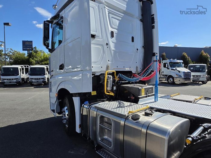 2024 Mercedes-Benz Actros