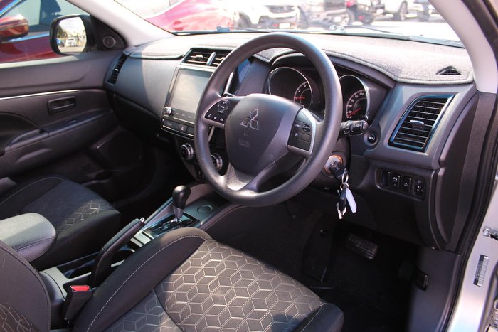 2022 Mitsubishi ASX ES