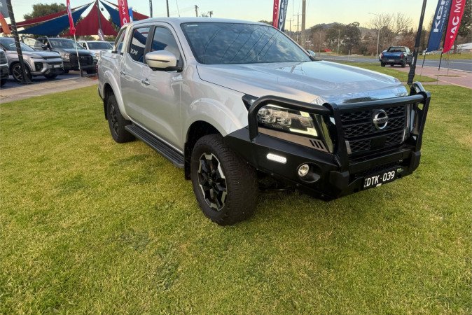 2021 NISSAN NAVARA ST-X (4x4) LEATHER/NO SUNROOF