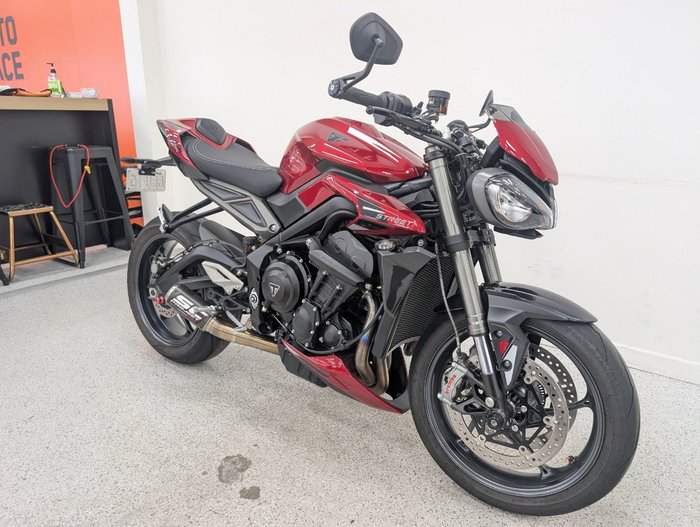 2025 Triumph 2025 Triumph 765CC STREET TRIPLE RS Carnival Red