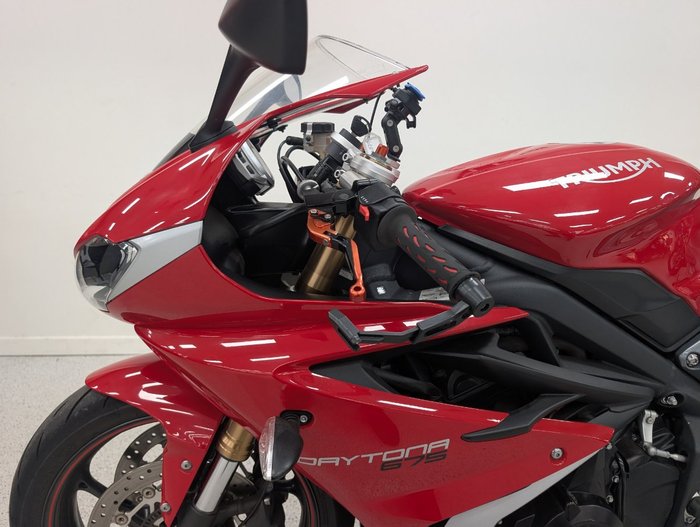 2016 Triumph DAYTONA 675 Red