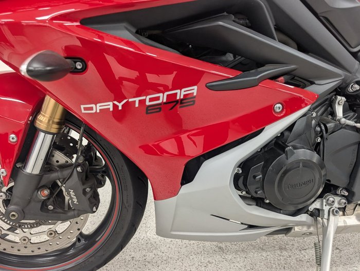 2016 Triumph DAYTONA 675 Red