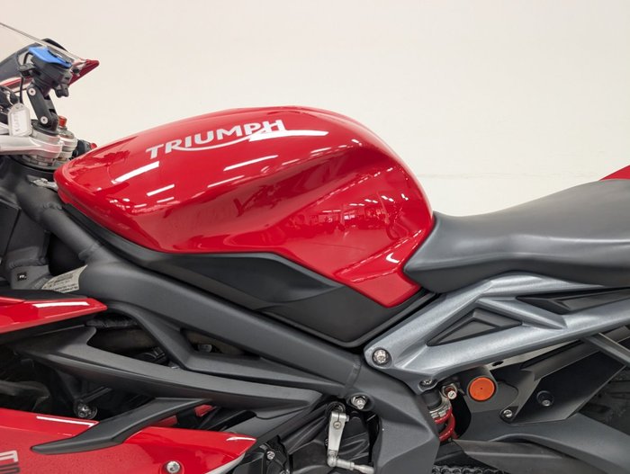 2016 Triumph DAYTONA 675 Red