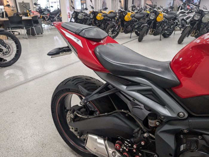 2016 Triumph DAYTONA 675 Red