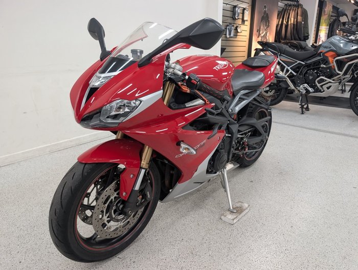 2016 Triumph DAYTONA 675 Red