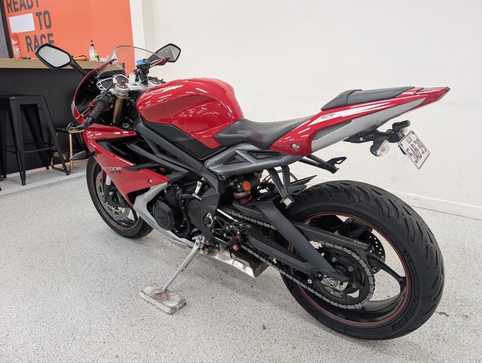 2016 Triumph DAYTONA 675 Red