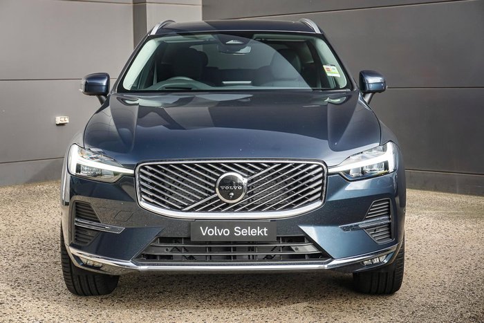 2025 Volvo XC60 Plus B5 Bright
