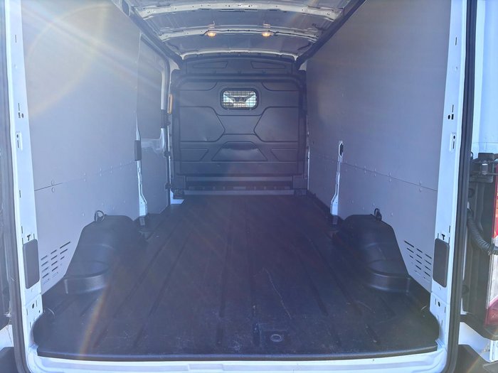 2024 Ford Transit 350L