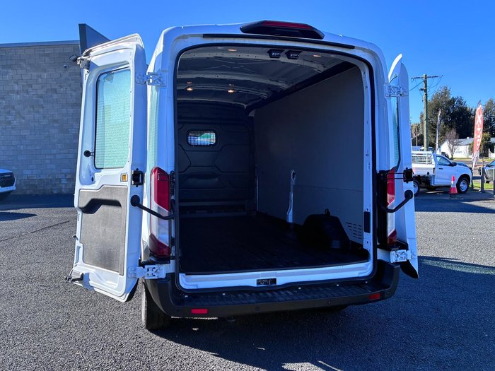 2024 Ford Transit 350L