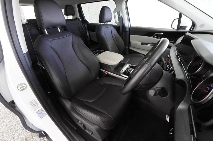 2022 Kia Carnival SLi