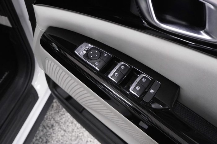 2022 Kia Carnival SLi