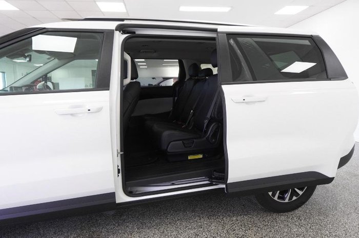 2022 Kia Carnival SLi
