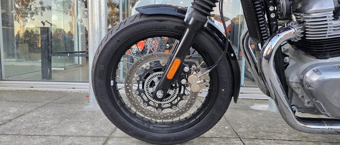 2022 Royal Enfield Interceptor 650 Classic 650 Twin Black