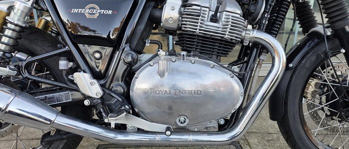 2022 Royal Enfield Interceptor 650 Classic 650 Twin Black