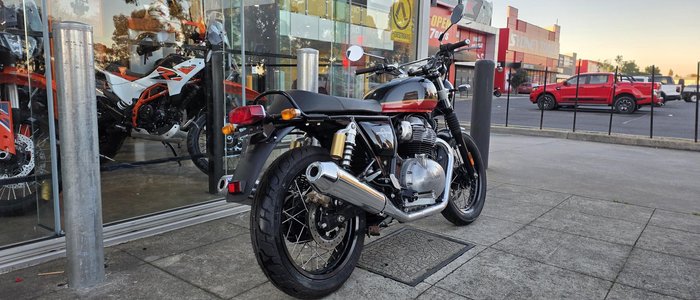 2022 Royal Enfield Interceptor 650 Classic 650 Twin Black