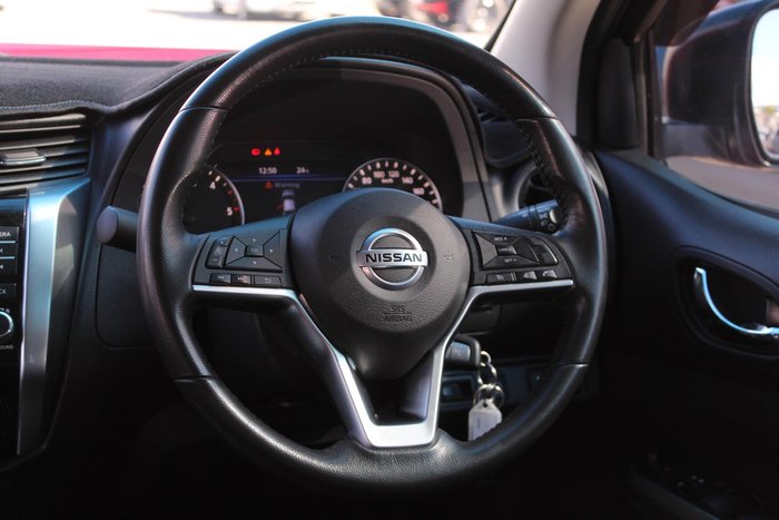 2021 Nissan Navara ST
