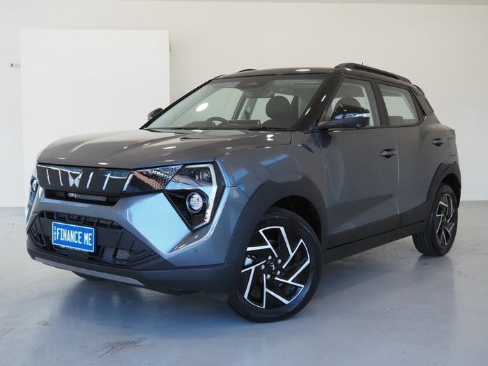 2025 Mahindra XUV3XO