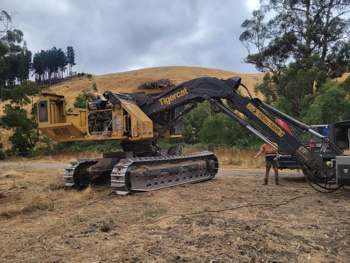 2018 Tigercat L822D Yellow