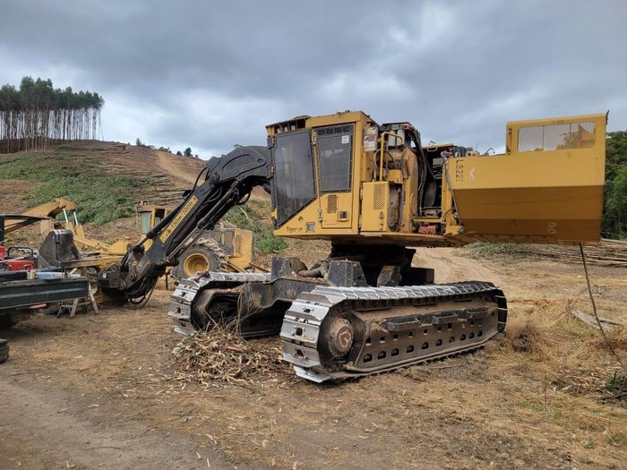 2018 Tigercat L822D Yellow