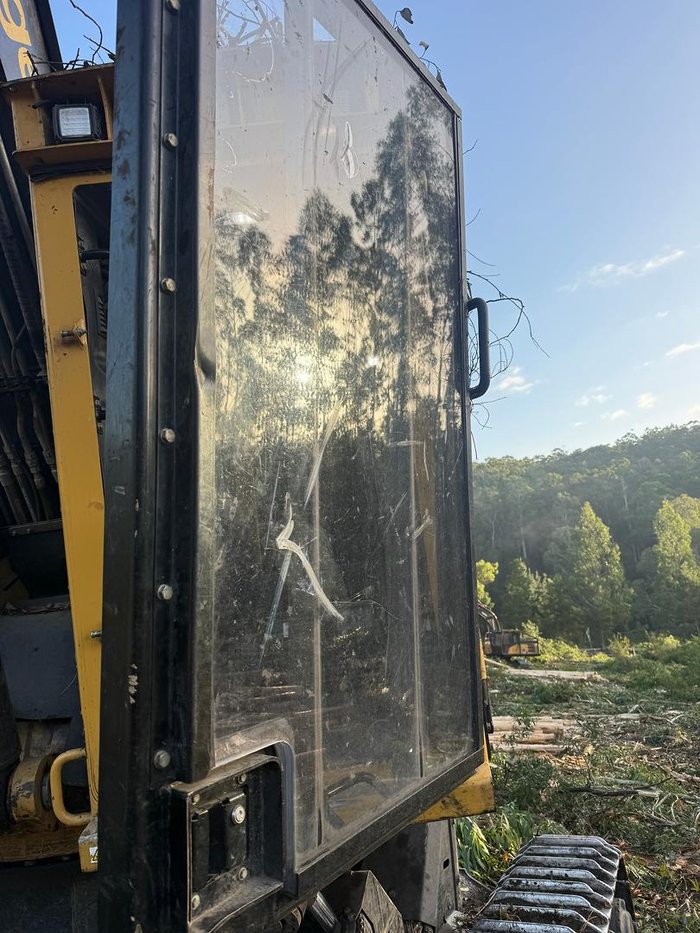 2018 Tigercat L822D Yellow