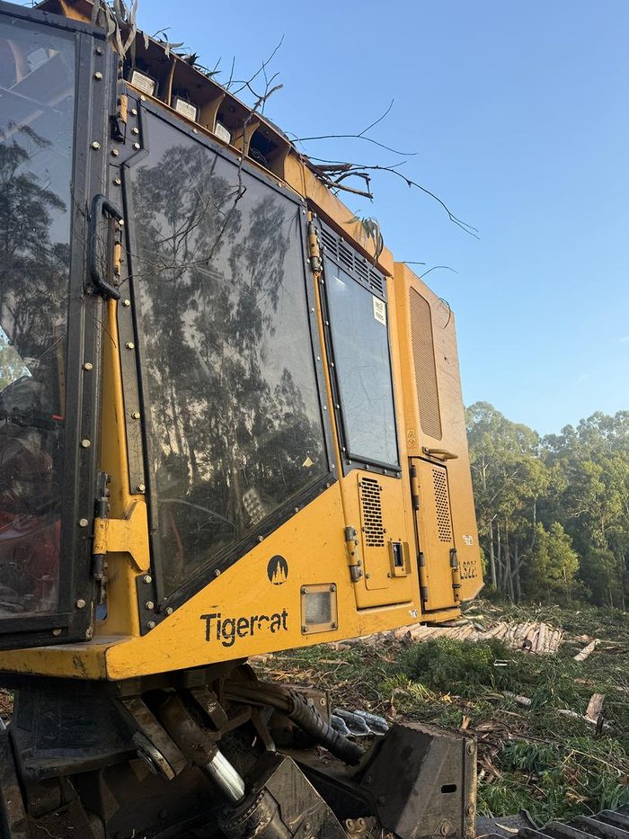 2018 Tigercat L822D Yellow