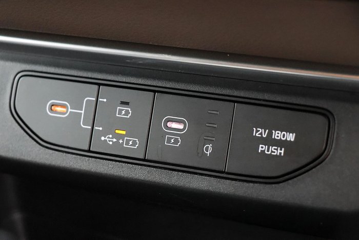 2024 Kia Carnival Sport+