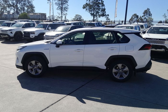2024 Toyota RAV4 GX