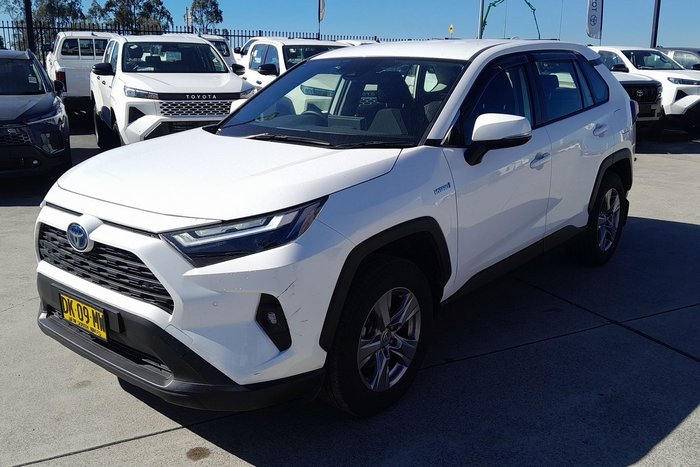 2024 Toyota RAV4 GX