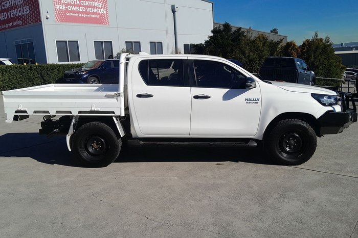 2022 Toyota Hilux SR