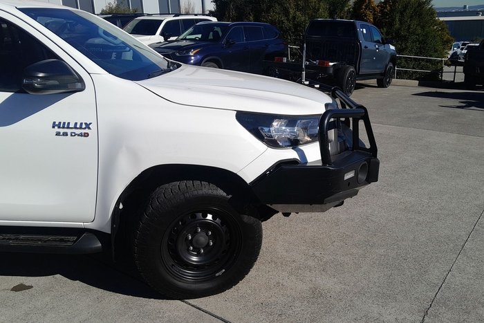 2022 Toyota Hilux SR