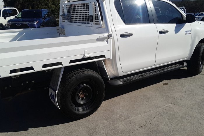 2022 Toyota Hilux SR