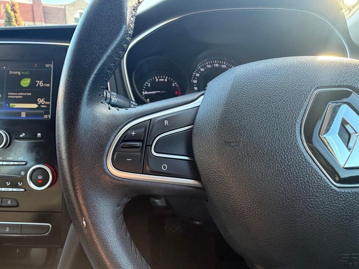2017 Renault Megane Life
