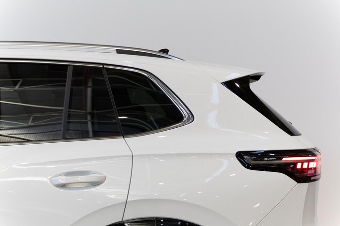 2026 Volkswagen Tiguan 195TSI R-Line