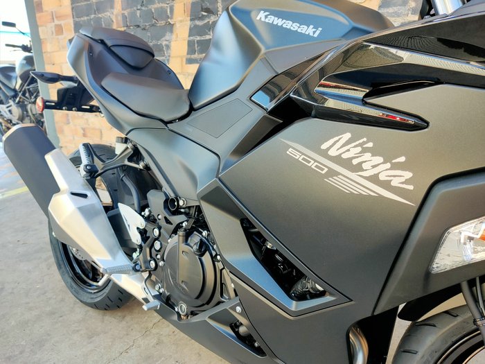 2026 KAWASAKI NINJA 500 (EX500G) ROAD BK1