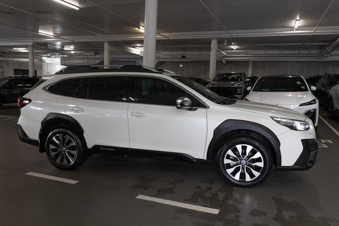 2023 Subaru Outback AWD Touring